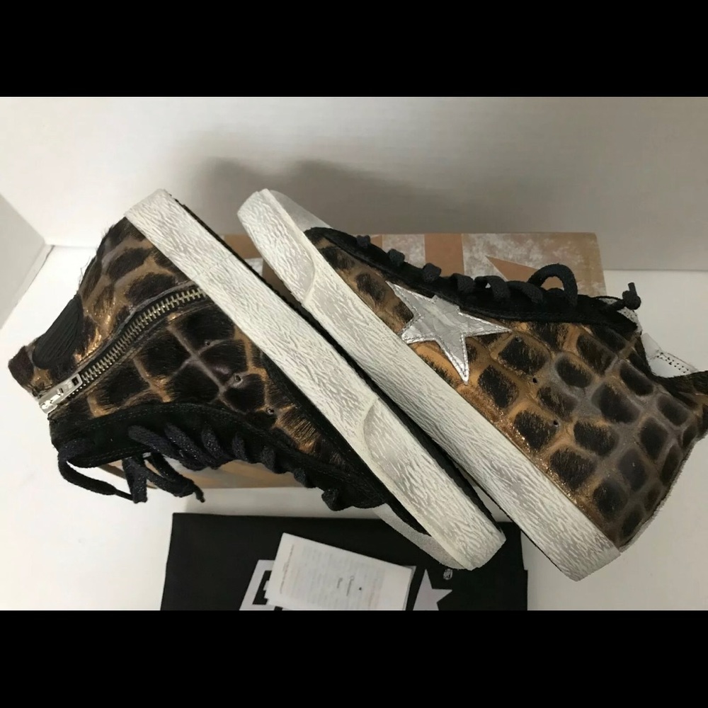 Golden Goose Hightops size 37 - Picture 7 of 8